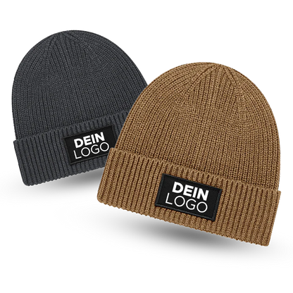 Beanie mit kleinem Patch bedruckt