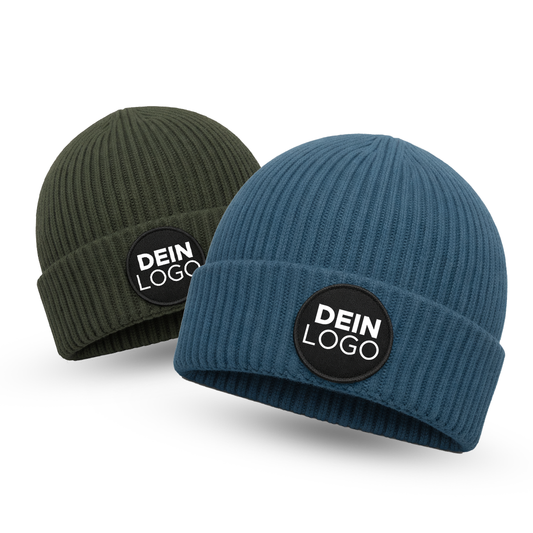 Beanie mit rundem Patch bedruckt